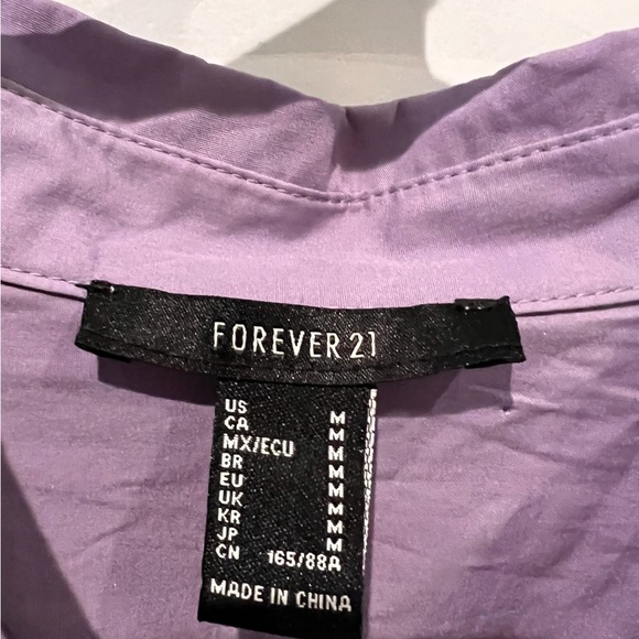 NWOT Forever 21 purple top size medium - tag removed never worn - Picture 2 of 9